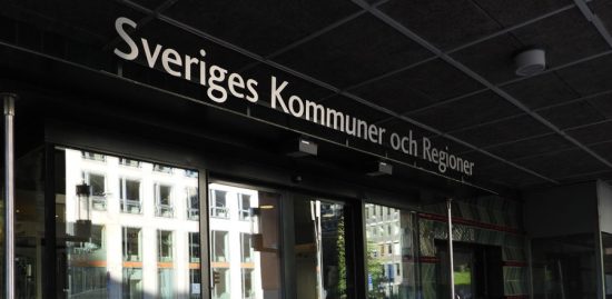 SKR vill införa ett års karenstid för hyrpersonal – möter hård kritik
