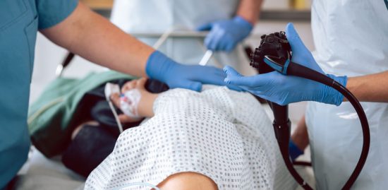 Alla regioner i landet har börjat screena för kolorektalcancer