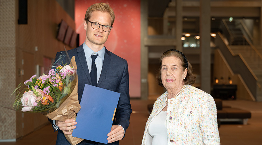 Hannes Holm Eichholth riceve il Premio Bundy in Cardiologia